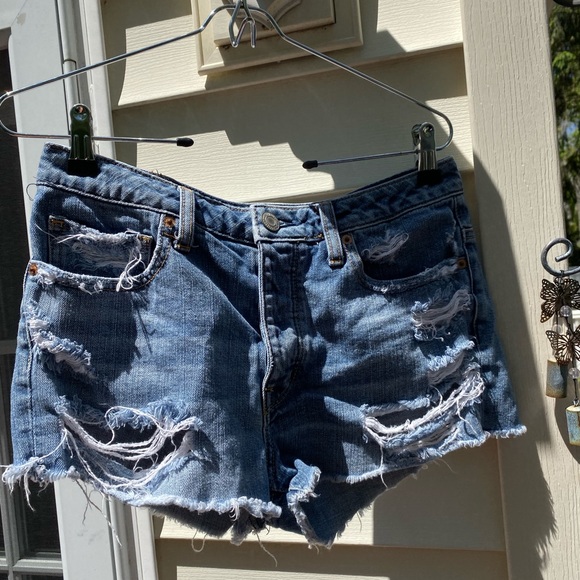 American Eagle denim shorts size 6 - Picture 2 of 8